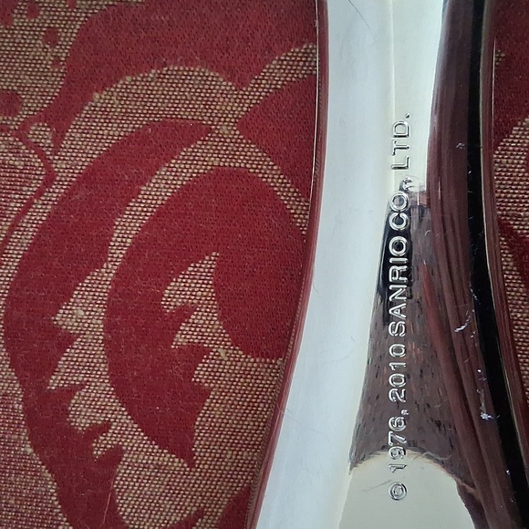 Hello Kitty Hand Mirror - Picture 5 of 6